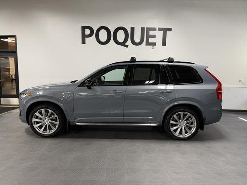 2022 Volvo XC90 Recharge Plug-In Hybrid T8 R-Design 7 Passenger