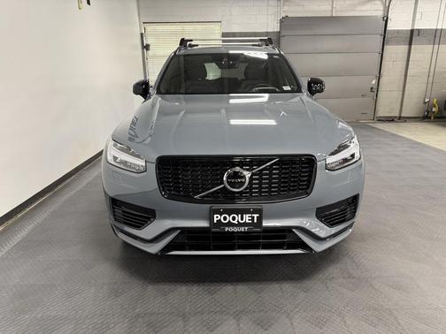 2022 Volvo XC90 Recharge Plug-In Hybrid T8 R-Design 7 Passenger
