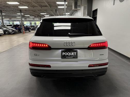 2024 Audi Q7 55 Premium Plus