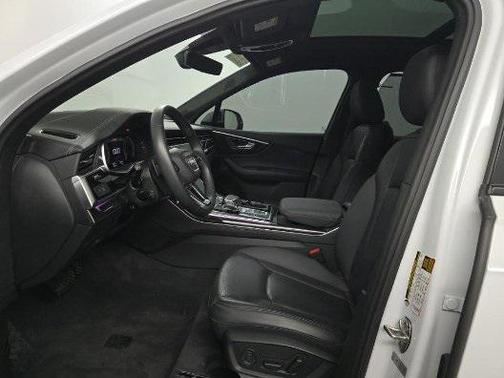 2024 Audi Q7 55 Premium Plus