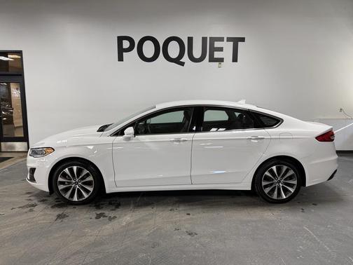 2019 Ford Fusion SEL