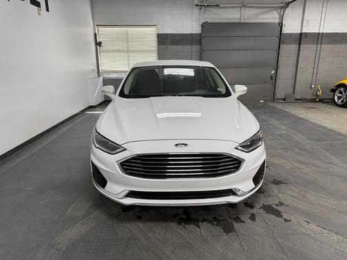 2019 Ford Fusion SEL