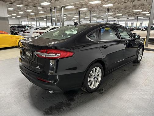 2020 Ford Fusion SE