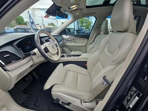 2023 Volvo XC90 Recharge Plug-In Hybrid T8 Ultimate 6-Seater