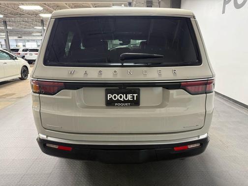 2022 Jeep Wagoneer Series III