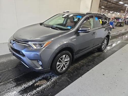 2016 Toyota RAV4 Hybrid XLE