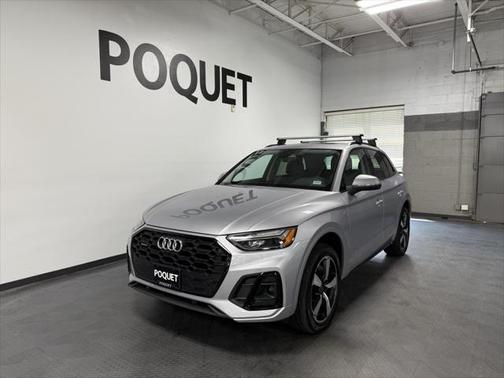 2022 Audi Q5 45 S line Premium Plus