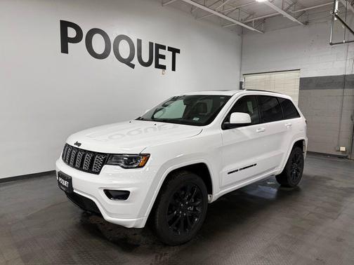 2022 Jeep Grand Cherokee Laredo