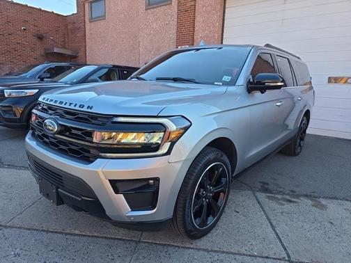 Iconic Silver Metallic 2024 Ford Expedition Max Limited