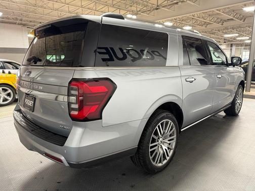 Iconic Silver Metallic 2023 Ford Expedition Max Limited