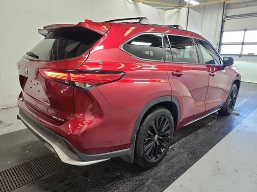 2023 Toyota Highlander XSE