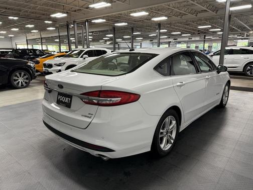 2018 Ford Fusion Hybrid SE