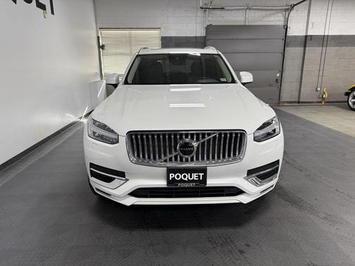 2022 Volvo XC90 Recharge Plug-In Hybrid T8 Inscription Expression 7 Passenger