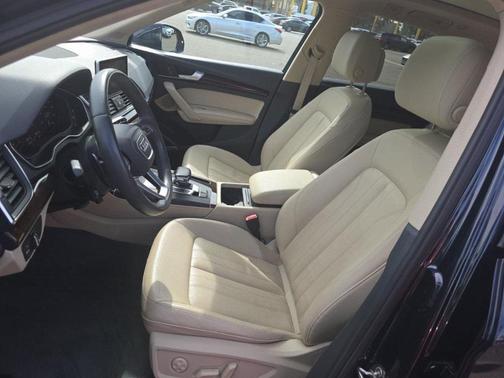 2019 Audi Q5 2.0T Premium Plus