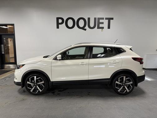 2022 Nissan Rogue Sport SL