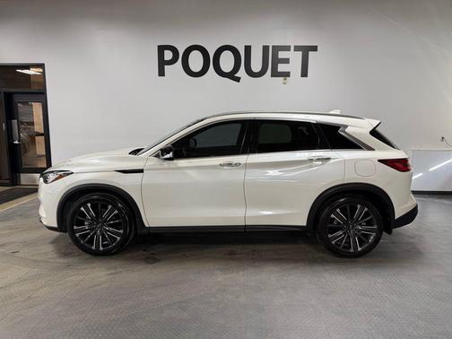 2022 INFINITI QX50 LUXE