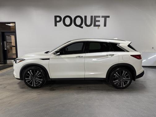 2022 INFINITI QX50 LUXE