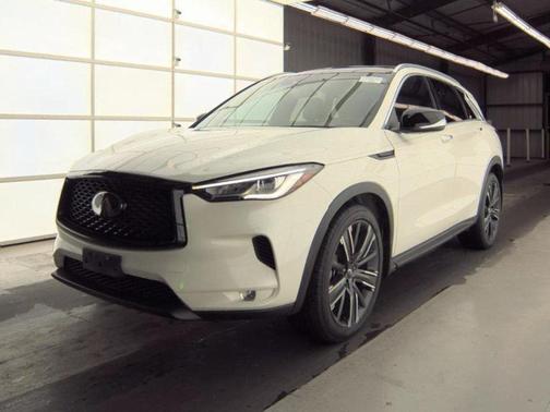 2022 INFINITI QX50 LUXE