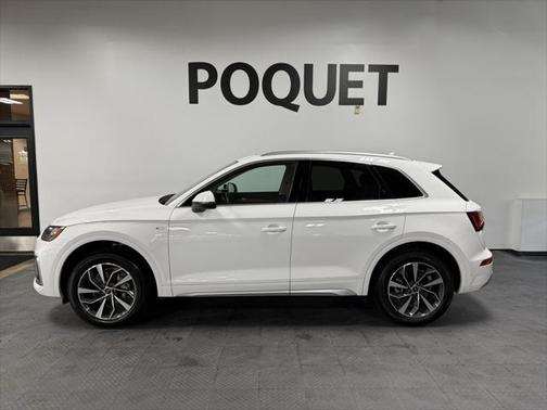 2022 Audi Q5 45 S line Premium Plus