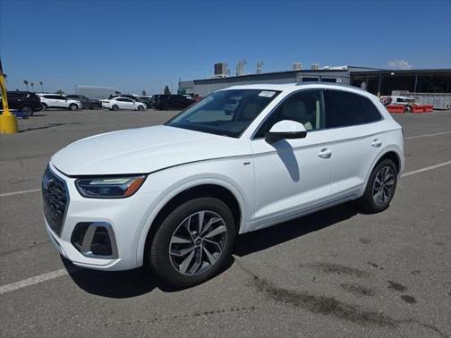 2022 Audi Q5 45 S line Premium Plus