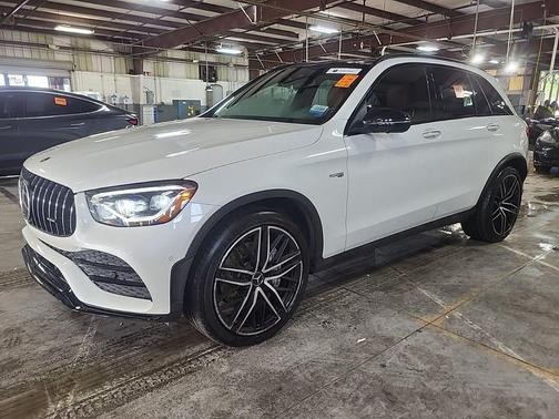 MANUFAKTUR Diamond White Metallic 2022 Mercedes-Benz AMG GLC 43 4MATIC