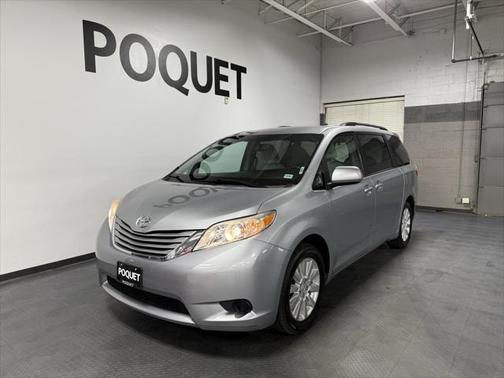 2015 Toyota Sienna LE