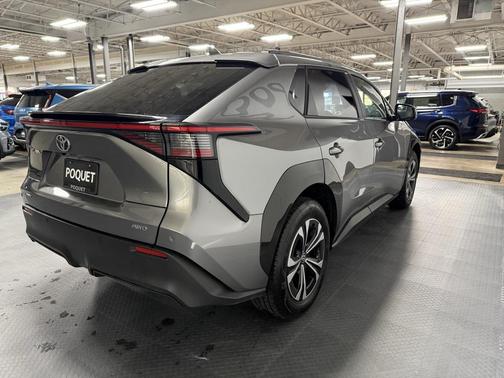 2024 Toyota bZ4X XLE