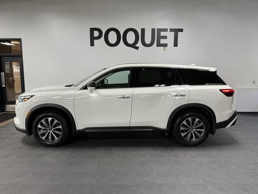 2022 INFINITI QX60 Pure