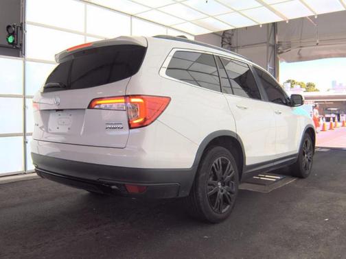 Platinum White Pearl 2022 Honda Pilot Special Edition