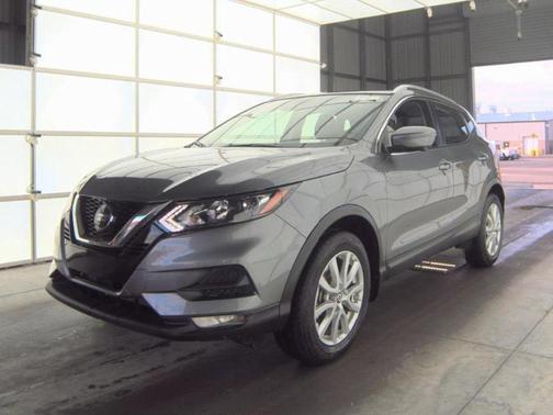 2022 Nissan Rogue Sport SV