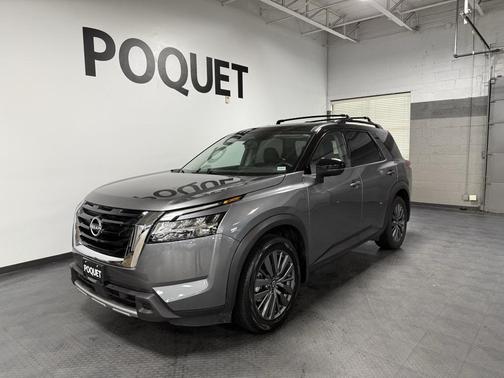 2024 Nissan Pathfinder SL