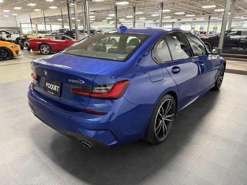2019 BMW 330 i xDrive