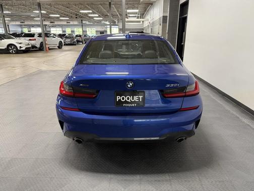 2019 BMW 330 i xDrive