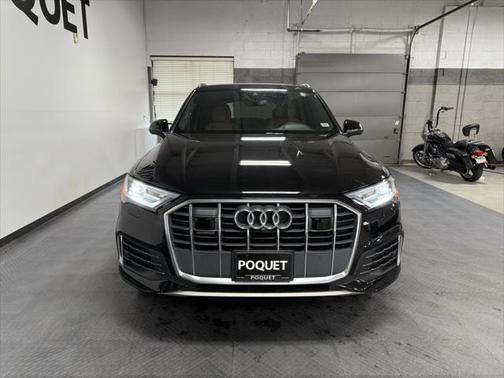 2022 Audi Q7 45 Premium Plus