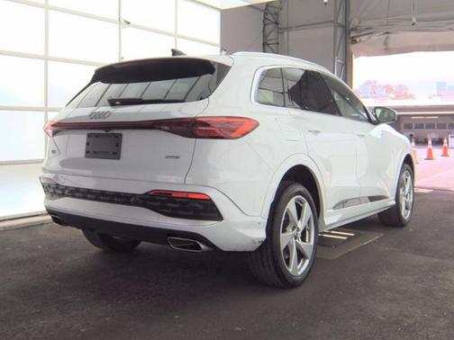 2025 Audi Q5 2.0T Premium Plus