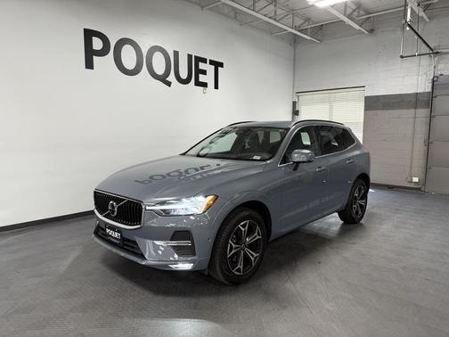 2022 Volvo XC60 B5 Momentum