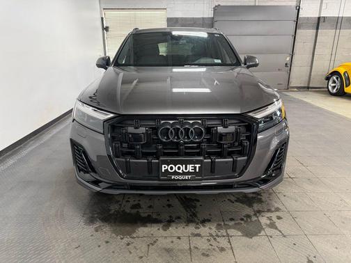 2025 Audi Q7 55 Premium Plus