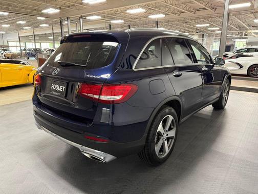 Lunar Blue Metallic 2016 Mercedes-Benz GLC 300 4MATIC