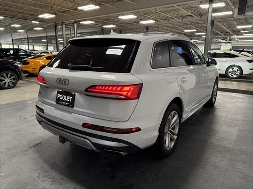 2025 Audi Q7 55 Premium Plus