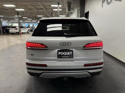 2025 Audi Q7 55 Premium Plus