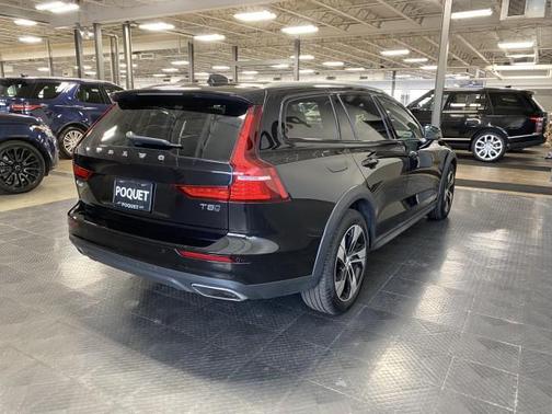 2020 Volvo V60 Cross Country T5