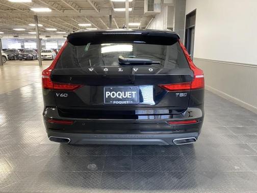 2020 Volvo V60 Cross Country T5