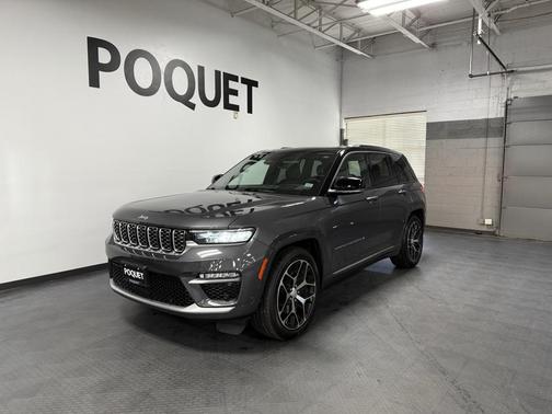 2022 Jeep Grand Cherokee Summit