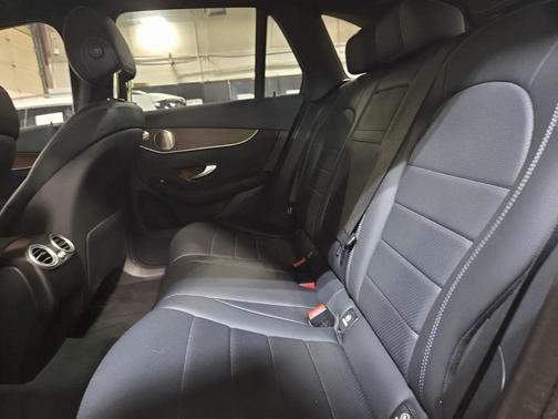 2021 Mercedes-Benz GLC 300 4MATIC