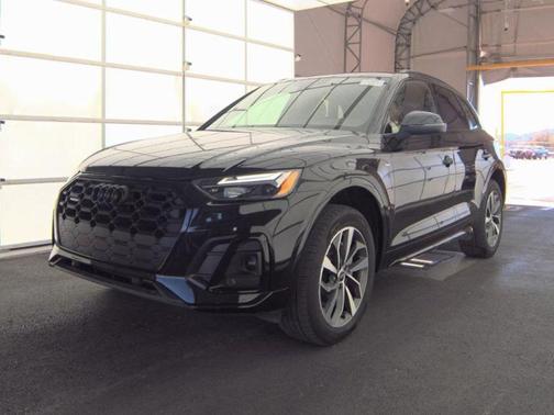 2024 Audi Q5 45 S line Premium
