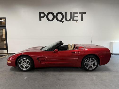 2004 Chevrolet Corvette Base