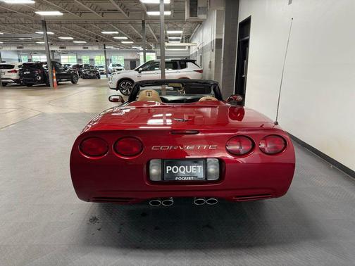 2004 Chevrolet Corvette Base