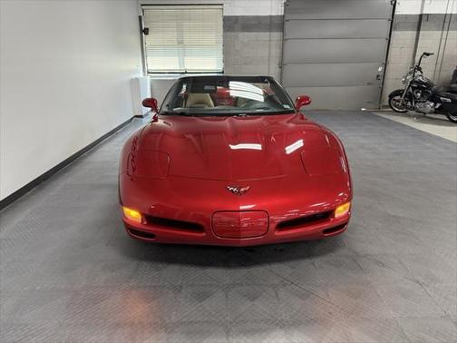 2004 Chevrolet Corvette Base