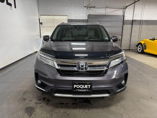 2022 Honda Pilot Touring 8-Passenger