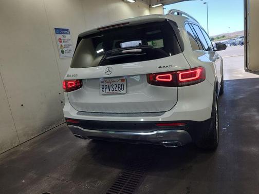 Digital White Metallic 2020 Mercedes-Benz GLB 250 4MATIC